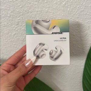 Bose Ultra Open Earbuds White & Silver